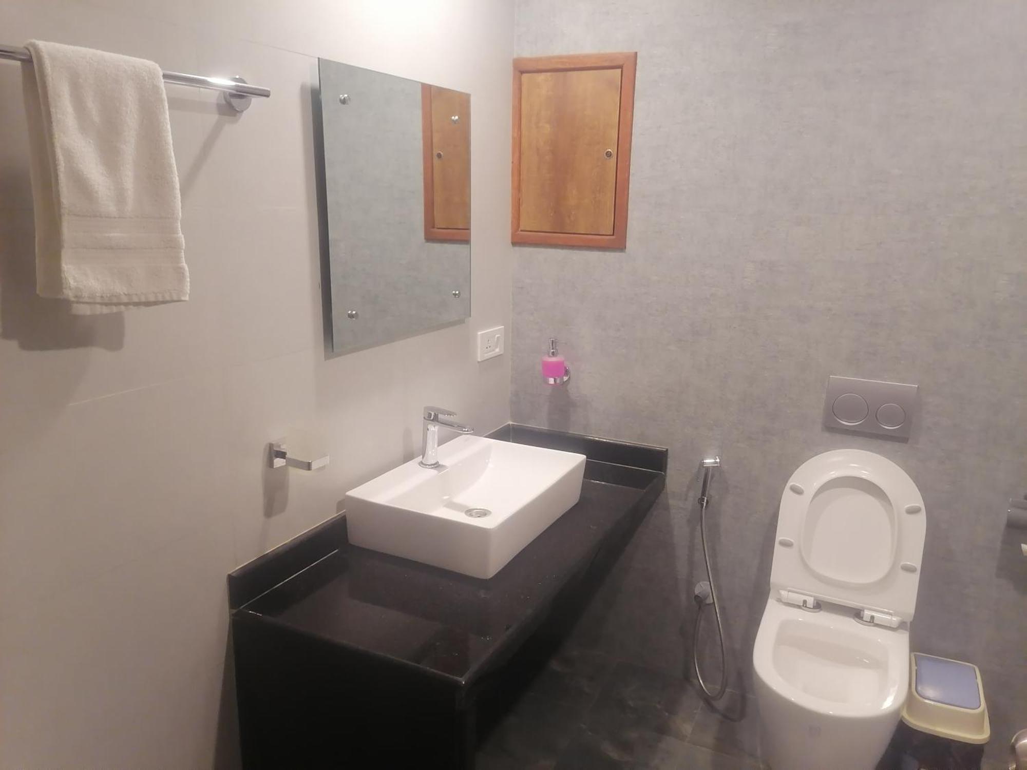 Urban Boutique Hotel Pokhara Extérieur photo